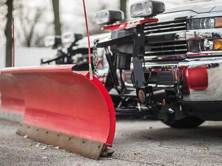 Commercial Plowing & Lots — Strong Landscape